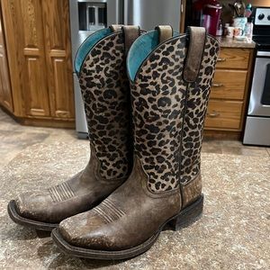 Ariat cowboy boots